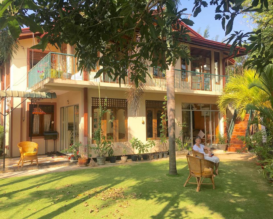 Colombo Airport Homestay Гампа Екстериор снимка